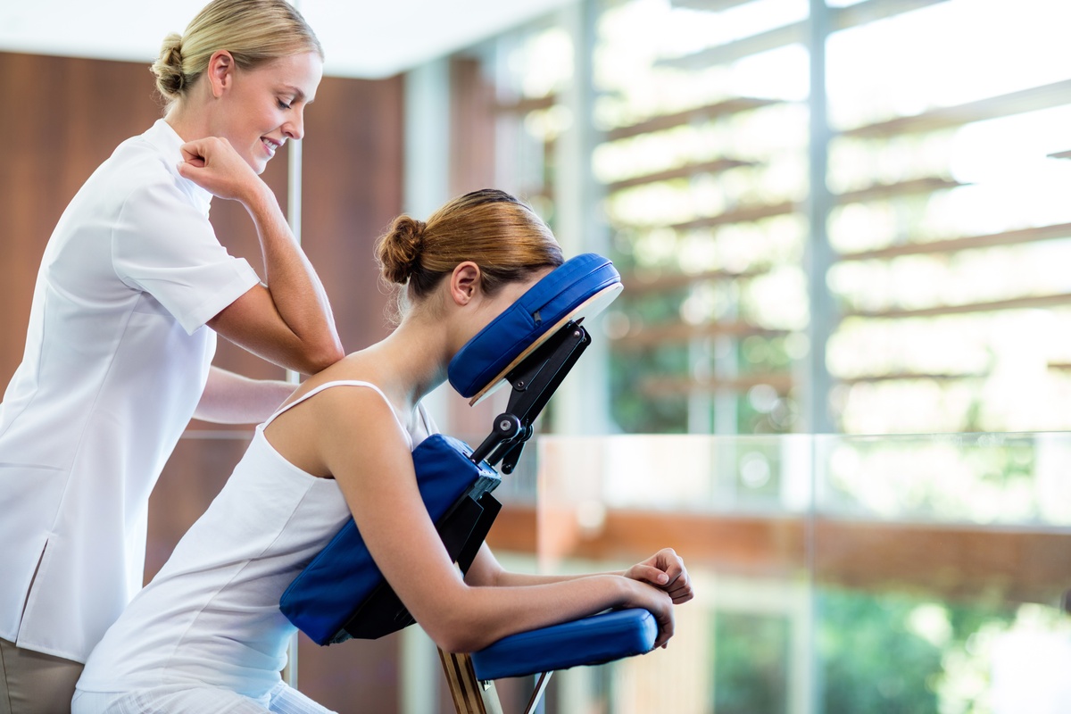 Read more about the article Chair Massage: The Trade Show Booth Idea That Works